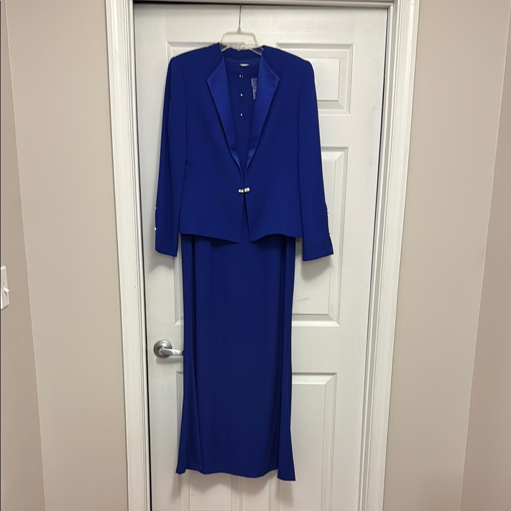 Daymor Couture Women's Formal Dress size 12